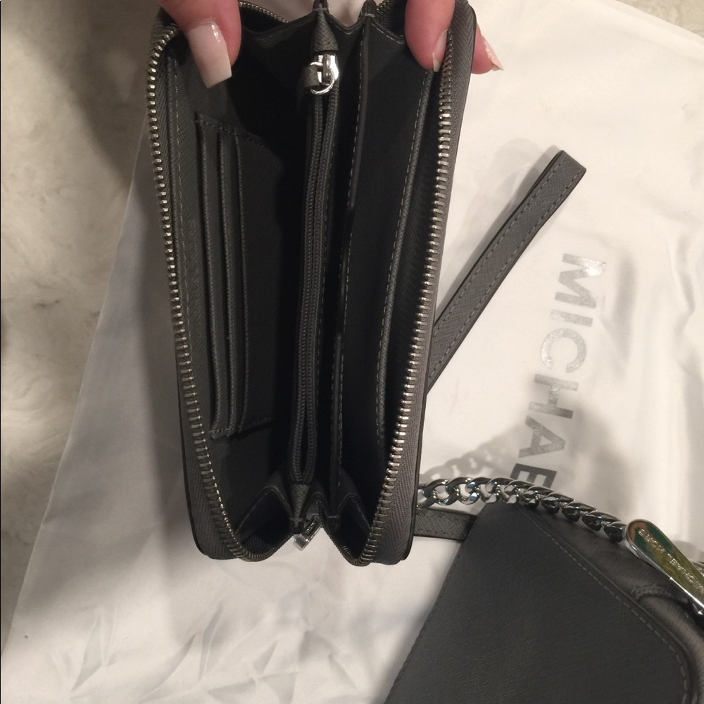 Michael Kors Purse & wallet - Picture 5 of 6
